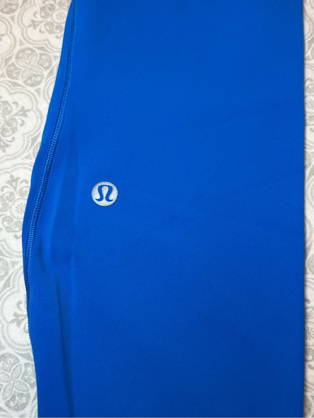 Lululemon Base Pace High-Rise Tight
28"' Poolside Size 4 - Picture 7 of 13